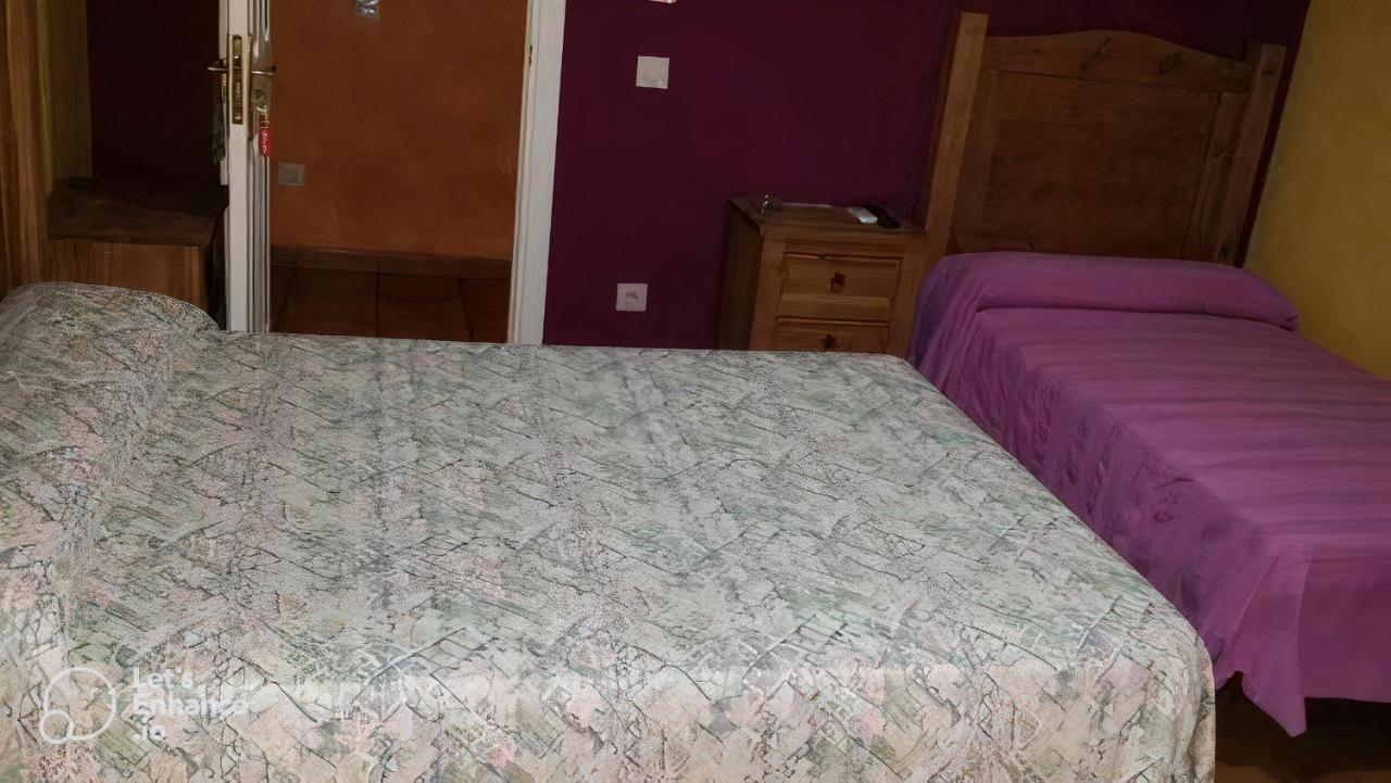 Hostal Velarde Talavera de la Reina Eksteriør bilde